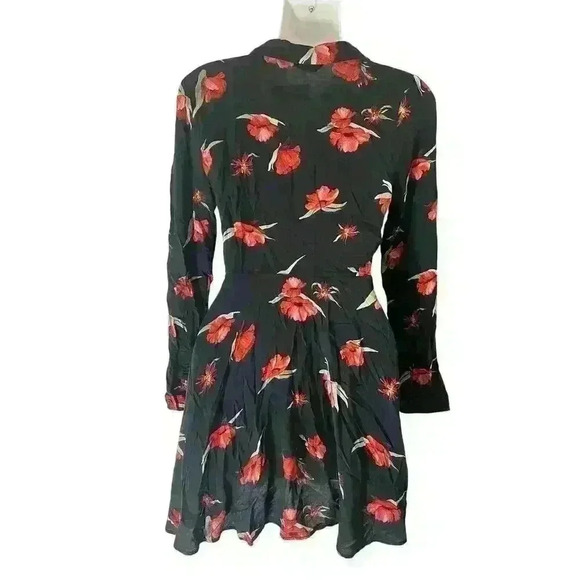 Zara Black/Red Flower Print Shirt Dress Fitted Torso Then Flirty Flair Sz XS - Picture 6 of 9